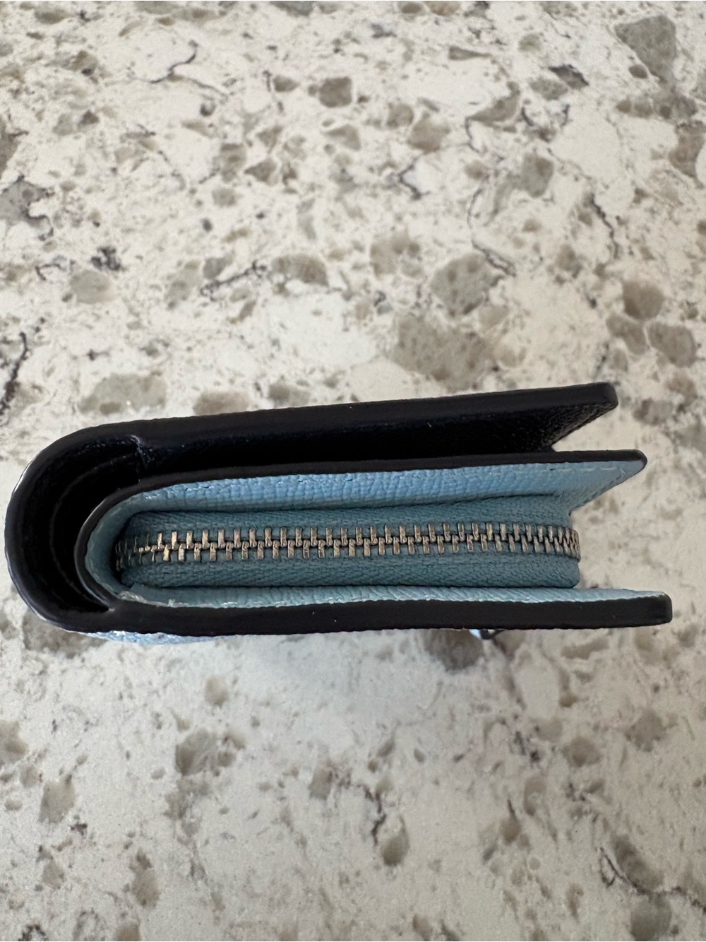 Coach Medium Corner Zip Wallet in Waterfall Blue- Like New - Picture 6 of 11